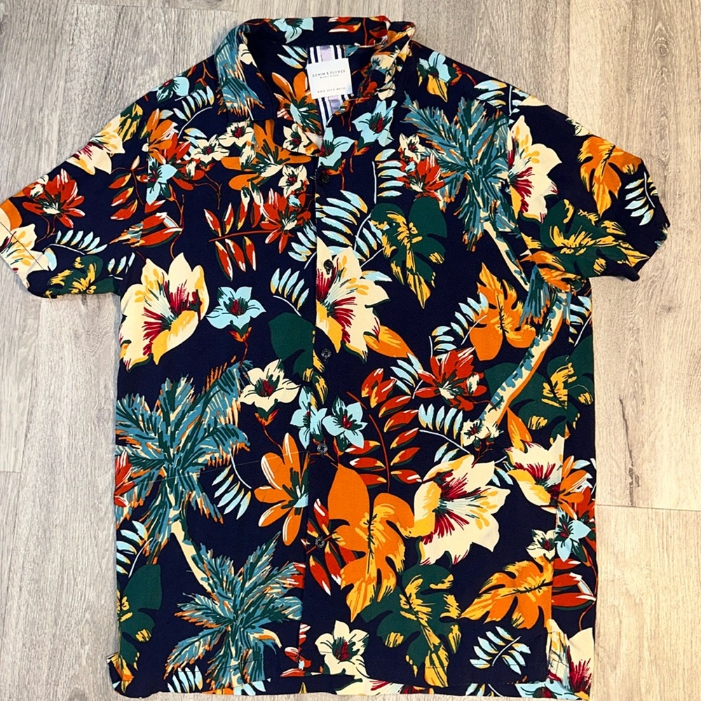 Men’s Short Sleeve Shirt